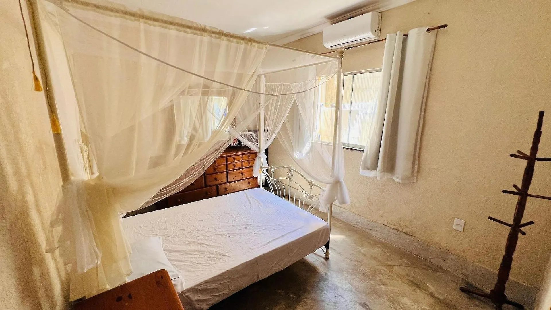 Casa Com 4 Suites A 400 M Da Praia Porto Seguro Nyaraló